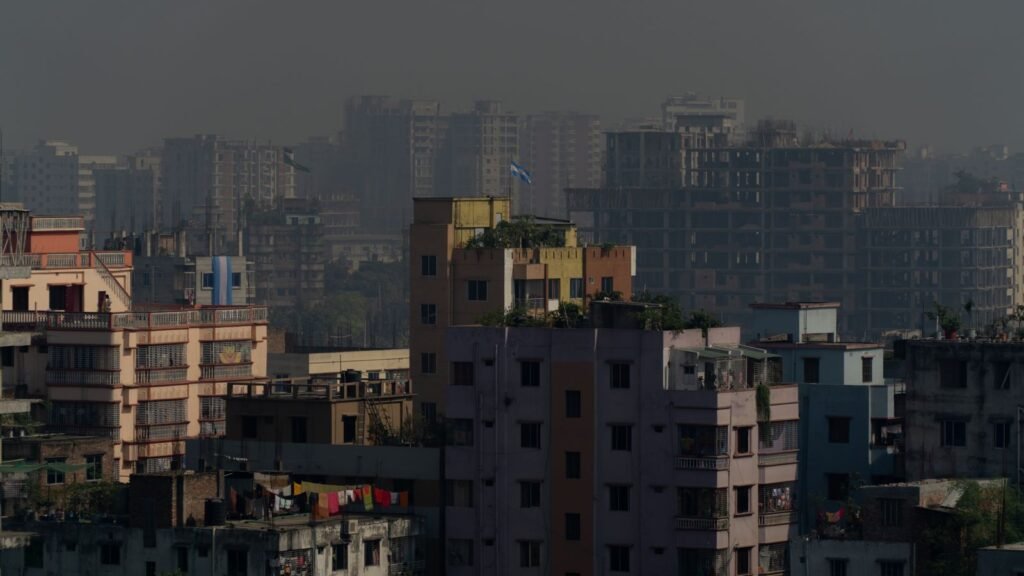 Why AQI Apps Show Different Numbers (and Which One to Trust)