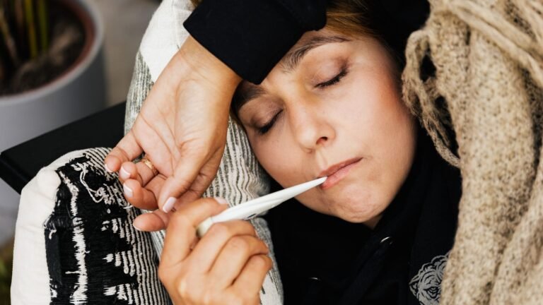 Dengue Warning Signs Often Show Up After the Fever Breaks