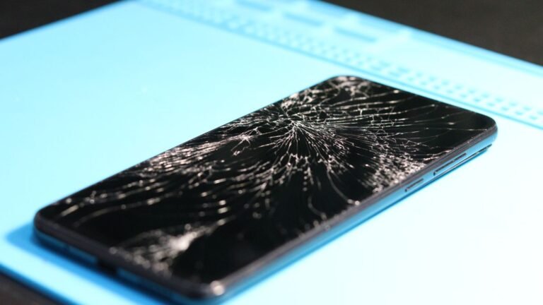 Phone Exchange Offer or Sell It Yourself? Do the Maths First