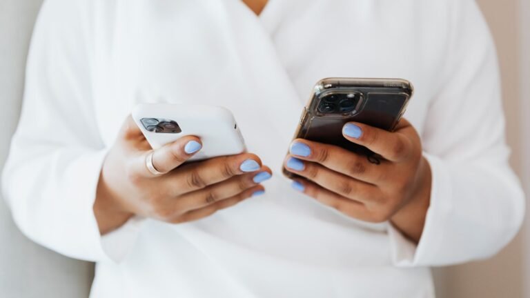 Transfer WhatsApp Chats to a New Phone: All 4 Ways Explained